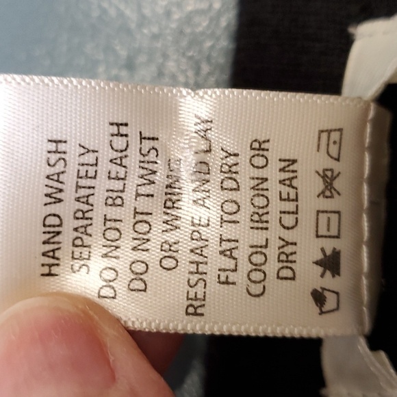 Max Studio oversized black sweater with bell sleeves. Size medium. Supper soft. - Picture 7 of 7